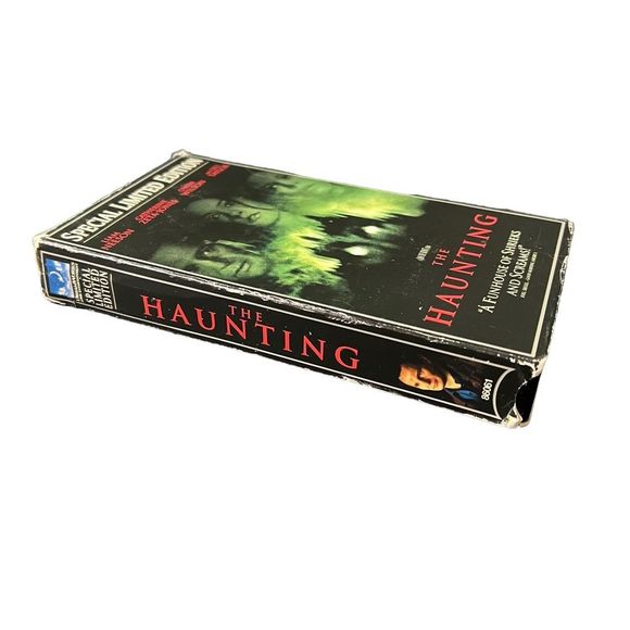 The Haunting VHS Movie Special Limited Edition Liam Neeson Owen Wilson Horror - Picture 7 of 7
